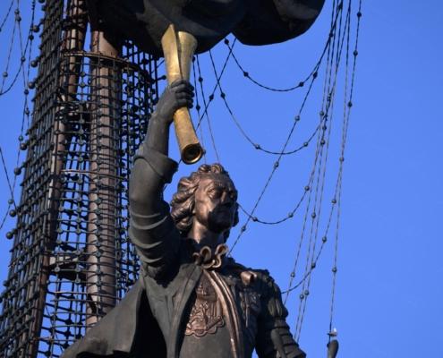 Dettaglio monumento a Pietro il Grande dello scultore Zurab Cereteli a Mosca