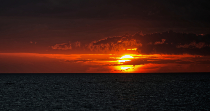 Fotografie a Ostia al Tramonto: La Magia Non Convenzionale del Lido