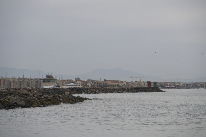 Vista delle due torri porto di Roma – Ostia Vista delle due torri porto di Roma - Ostia